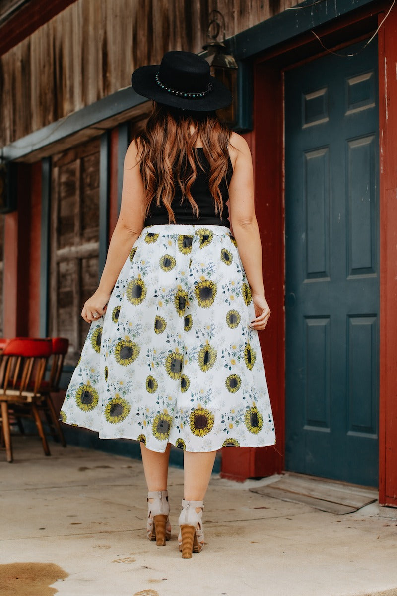 Sunflower Daisy Print Culotte Pants